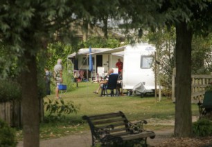 Aan de Groene Papegaai camping20