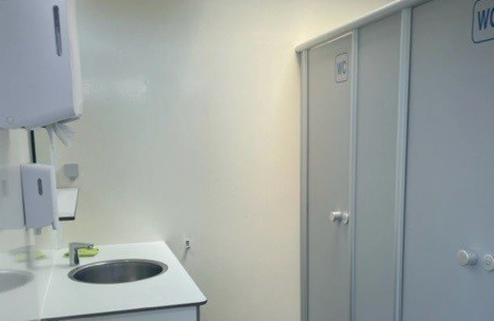 Aandegroenepapegaai sanitair 4