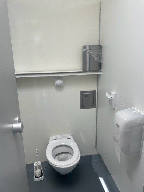 Aandegroenepapegaai sanitair 5